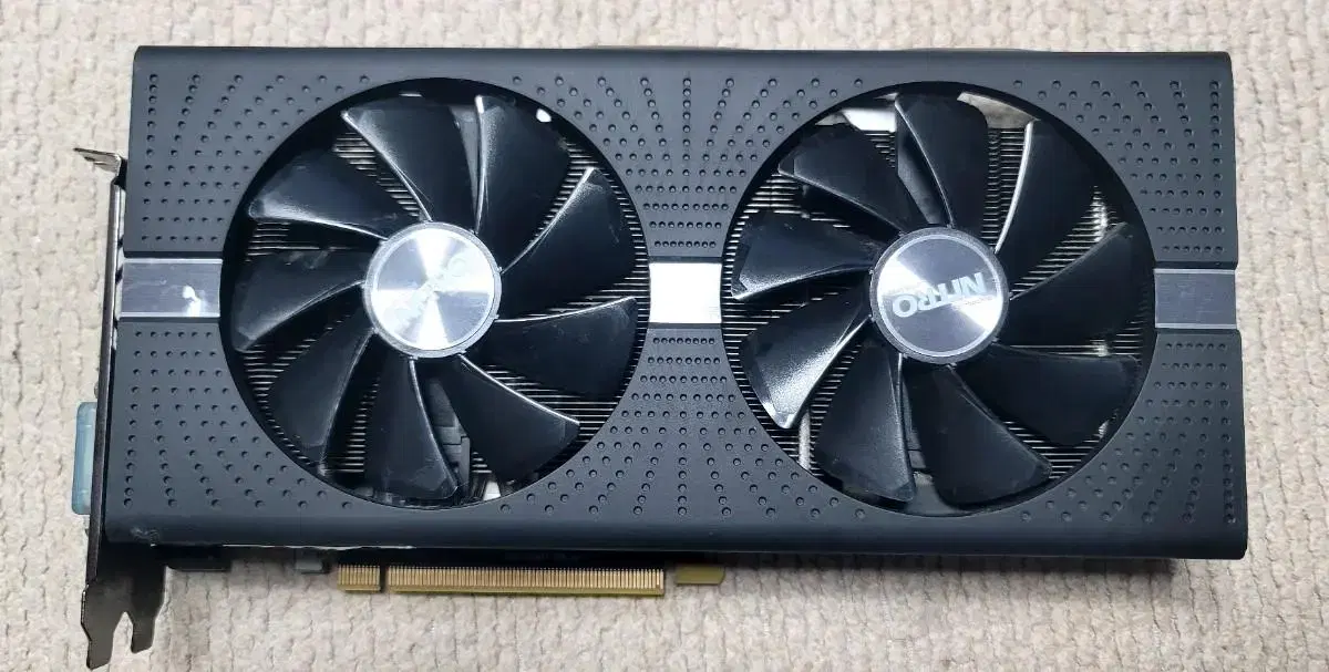 RX580 4G 사파이어 니트로 그래픽카드 (타스점수 환상)